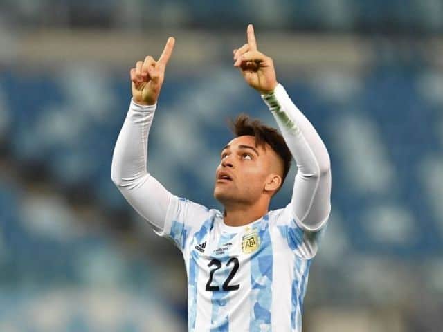 Soi keo bong da Argentina vs Ecuador, 04/07/2021 - Copa America