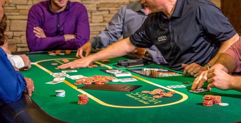 Win rate và cách để tính win rate trong Poker online