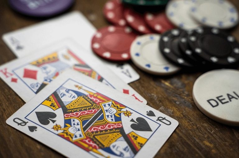 Cách để bạn có nhiều lợi thế thắng cược hơn khi chơi bài Blackjack